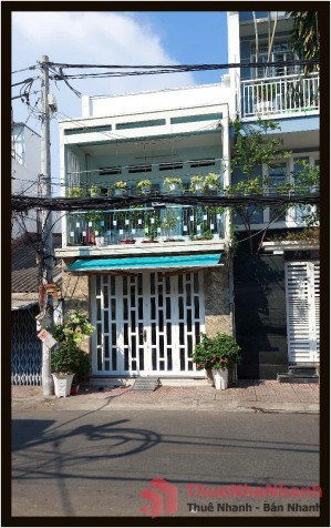 Top nhà cho thuê vị trí đẹp 4.2 x 17m Phong Phú Q8 TP.HCM