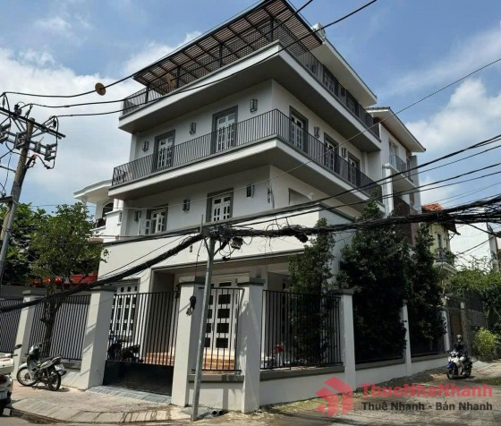 CHO THUÊ BIỆT THỰ 35a Thái Ly phường THẢO ĐIỀN Quận 2 nhà 3L góc 2 mặt tiền Giá TL☎ 0903034123