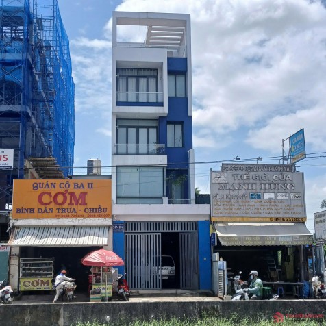 CHO THUÊ NHÀ 5 TẦNG – MẶT TIỀN 661 ĐỖ XUÂN HỢP, Q.9 – ĐỐI DIỆN GLOBAL CITY