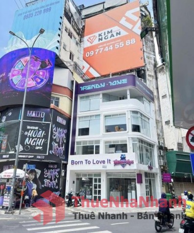 Cho thuê nhà góc 2 mặt tiền 1 Lê Thị Riêng, P. Bến Thành, Quận 1 ngay vòng xoay