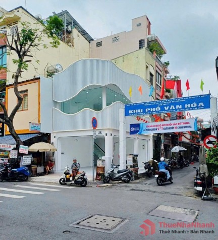 Cho thuê nhà GÓC 2 mặt tiền 213 Nguyễn Thiện Thuật, Phường 1, Quận 3