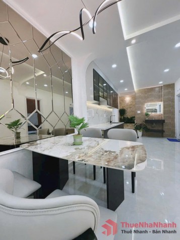 Top nhà xinh rẻ 4.2 x 14m 1 trệt 2 lầu Xô Viết Nghệ Tĩnh Bình Thạnh TP.HCM