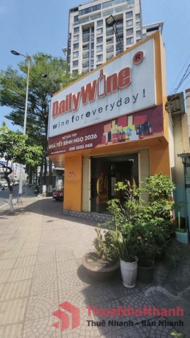 Cho thuê mặt bằng có một không hai, 3 mặt tiền Khánh Hội, Quận 4