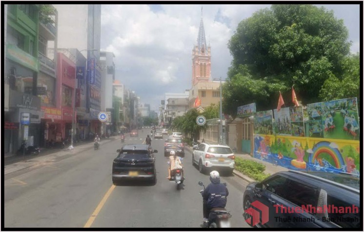 Cho thuê rẻ nguyên căn 4 x 20m mặt tiền Hai Bà Trưng Q1 TP.HCM