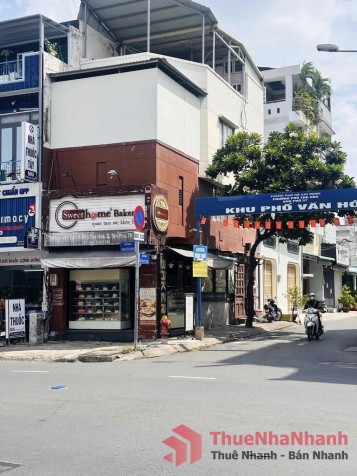 Cho thuê mặt bằng kinh doanh ở vị trí đắt địa 2 mặt tiền Nguyễn Sơn