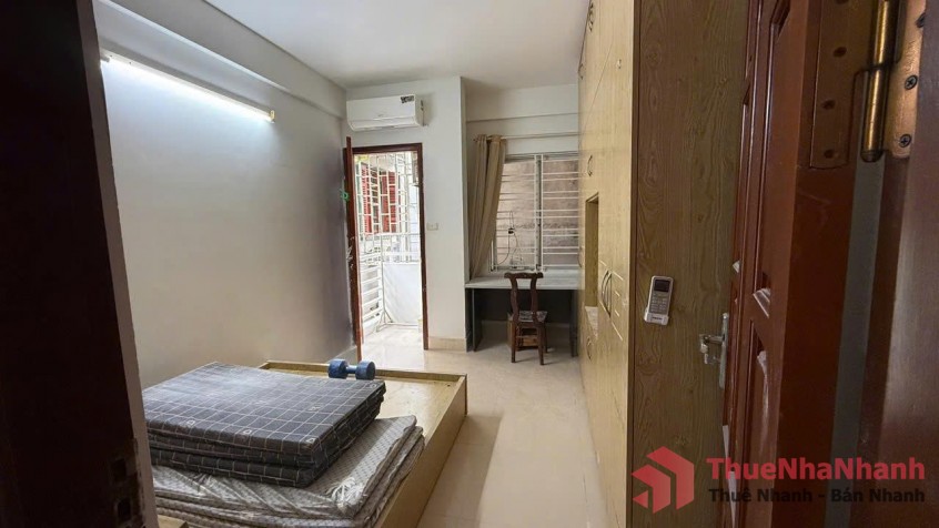 Cho thuê căn hộ mini Đường Láng, Đống Đa, 35m2